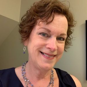 Meet your Posher, Stacy